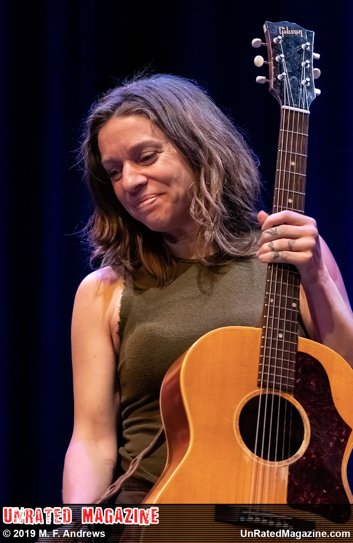 Ani DiFranco- Live in Tucson – UnRated Music Magazine - Featuring Music ...