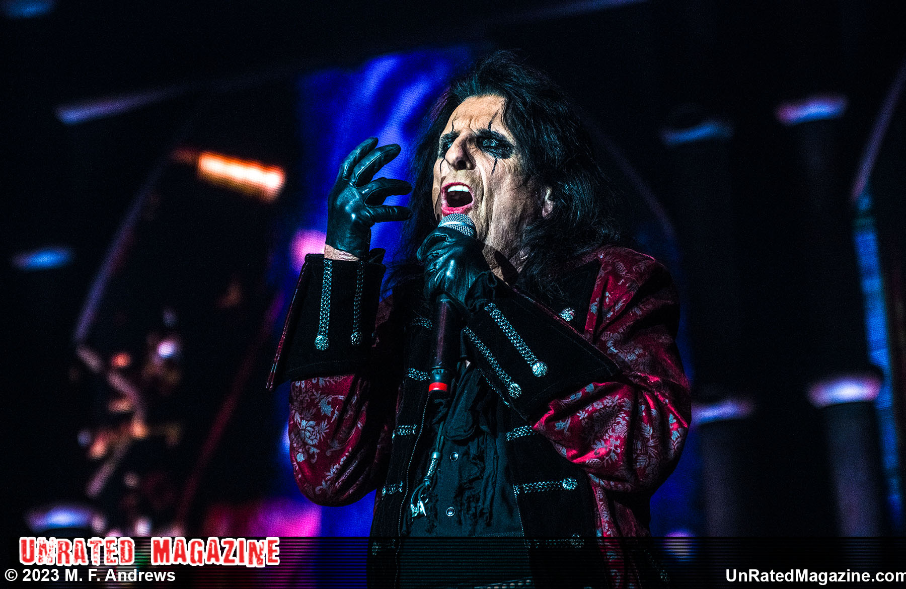 Alice Cooper live in concert | UnRated Magazine - Your Music Entertainment  - Veteran Run